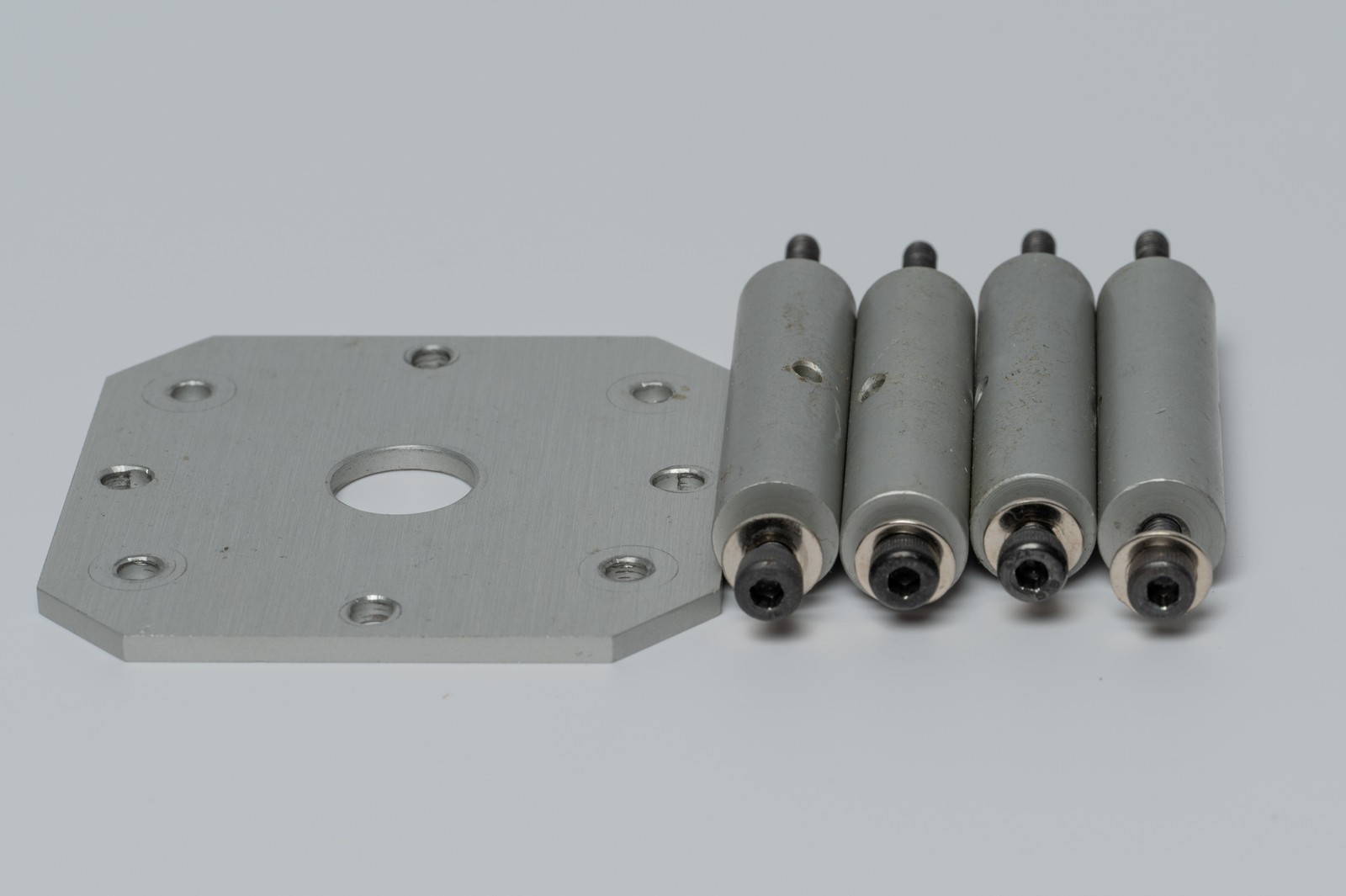 Chris Foss Motor Mount Set Chris Foss Motor Mount Set